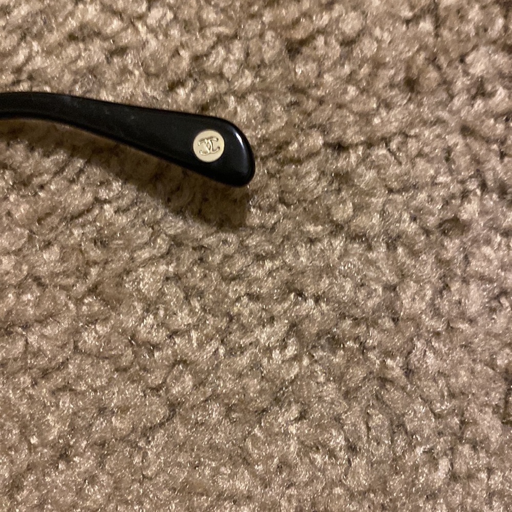 Chanel glasses - Picture 4 of 6
